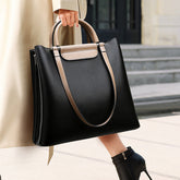 Sac fourre-tout urbain à texture simple Sac à main de livraison coréen à la mode de grande capacité